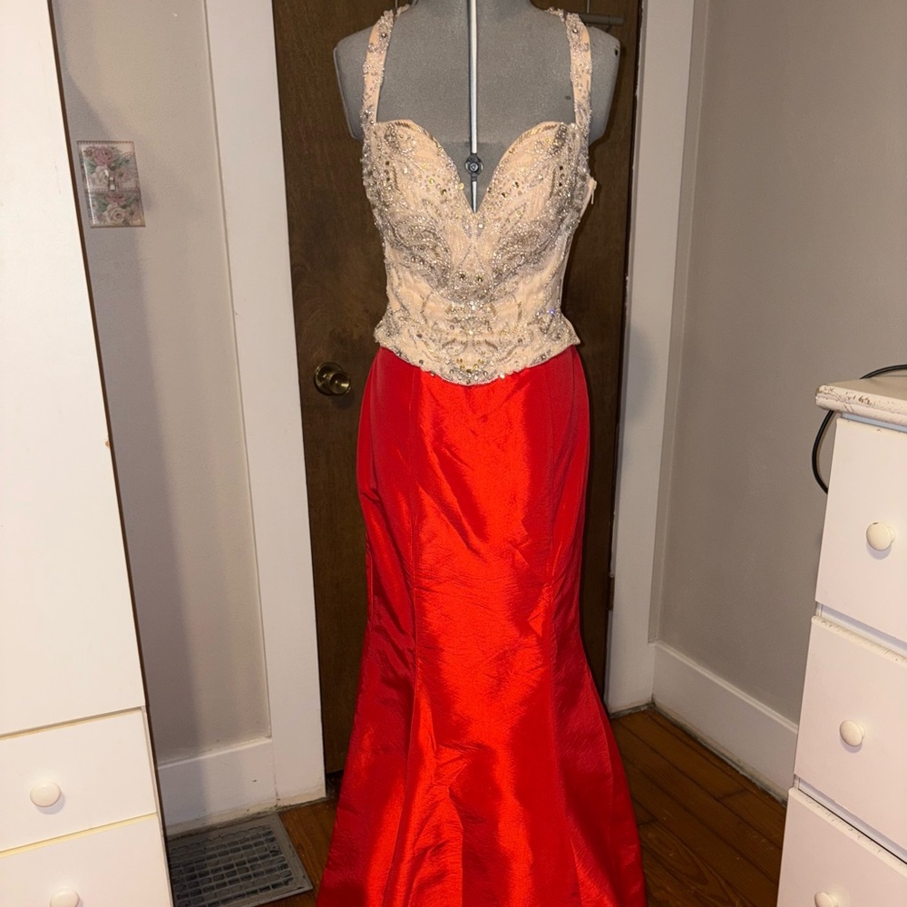 Floor length two piece MacDuggal size 6